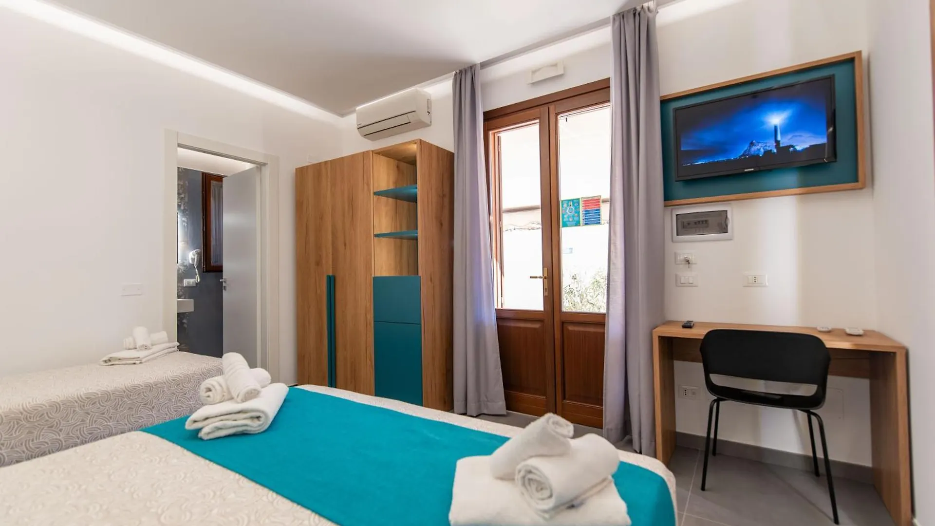 Room & Breakfast Aloe Италия